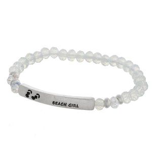 Beaded stretch bracelet 
with "Beach girl" message